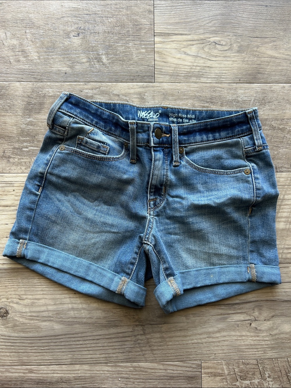 Mossimo Denim High Rise MIDI Jean Shorts 00